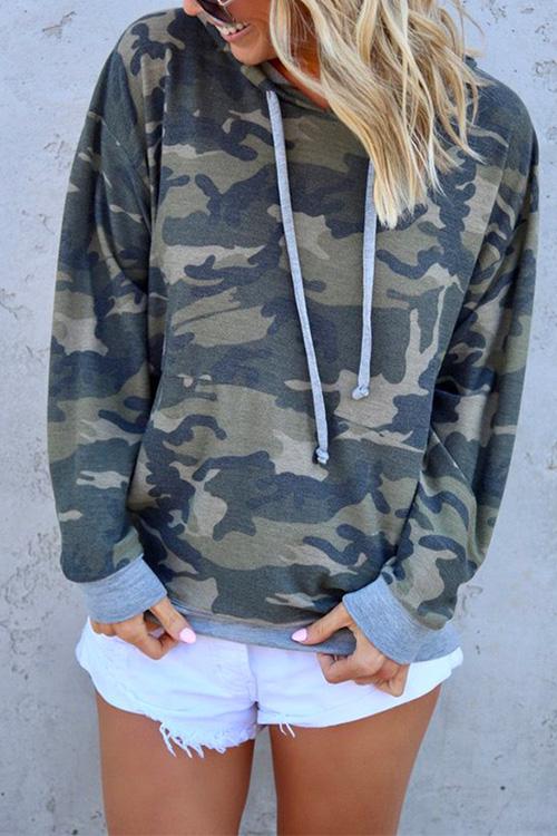 Nikkimoda Camo Splice Drawstring Hoodied Sweatshirt